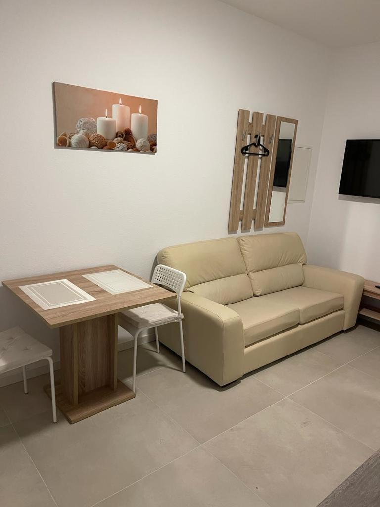 Monteurzimmer Mit Zwei Einzelnen Betten In Einer 3Zi Wohnung Mit Kuche Und Bad Оснабрюк Екстер'єр фото